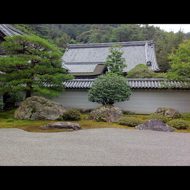 南禅寺、方丈。他に拝観者いなくて独り占め。